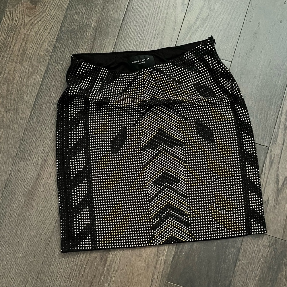 Romeo & Juliet Couture Gold/Black Mini Skirt Size Small